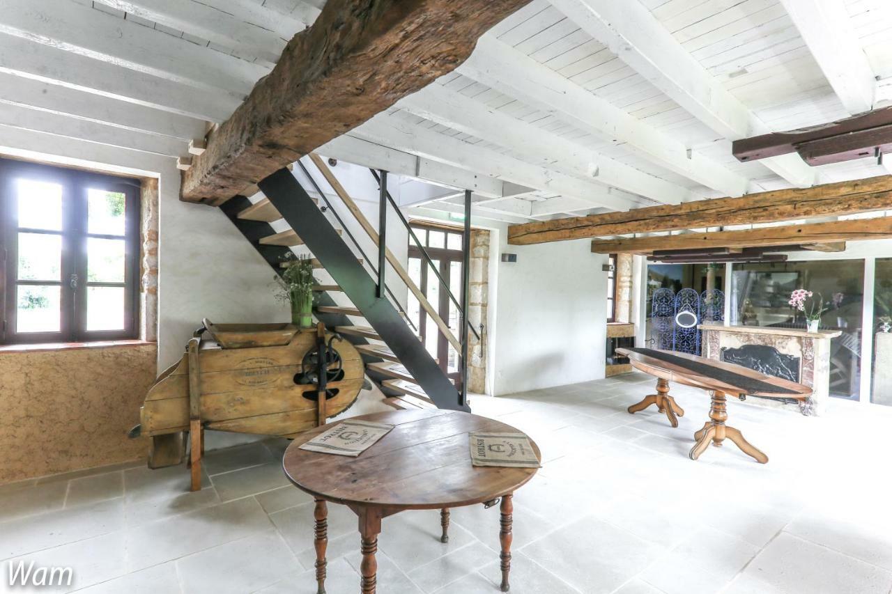 Le Moulin De Gateau Hotel Saint-Pierre-les-Etieux ภายนอก รูปภาพ
